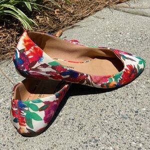 Christian Siriano Gigi Pointed Flats